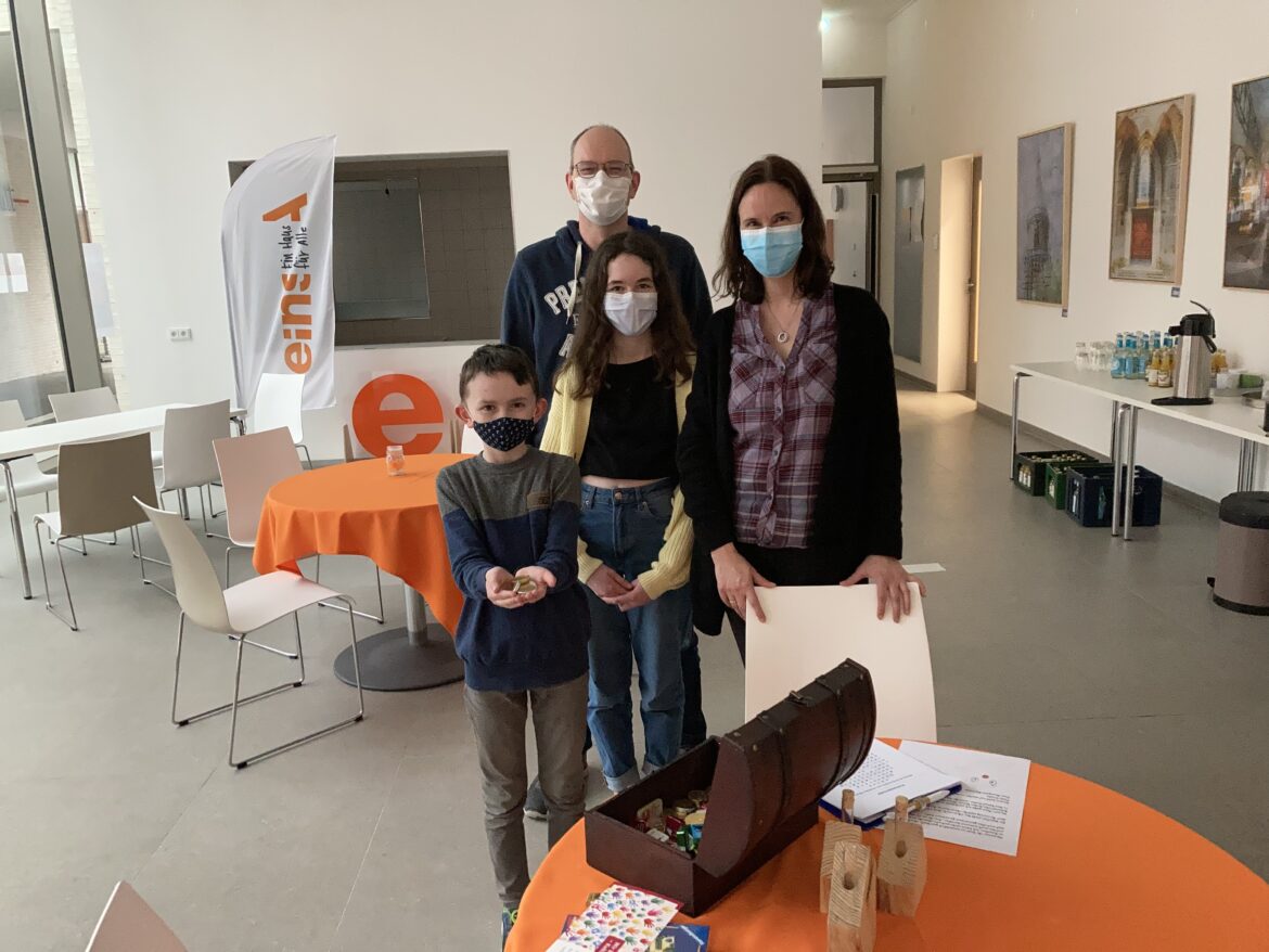 Bei einer Schatzsuche im einsA konnten Familien spielerisch das Gebäude kennenlernen. Foto: Stadt Dülmen